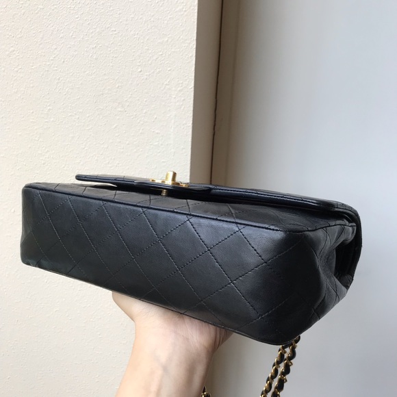 SOLD Chanel vintage medium double flap lambskin CF - Picture 2 of 8